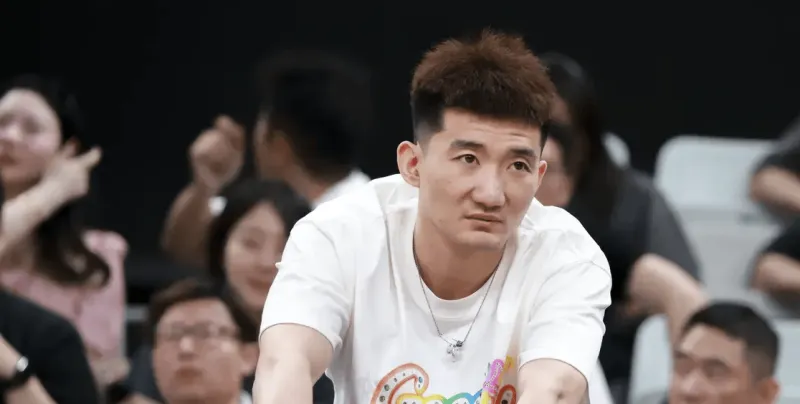 开云APP-孙铭徽及时复出出战生死战，你认为今晚广厦能否逆转晋级？
